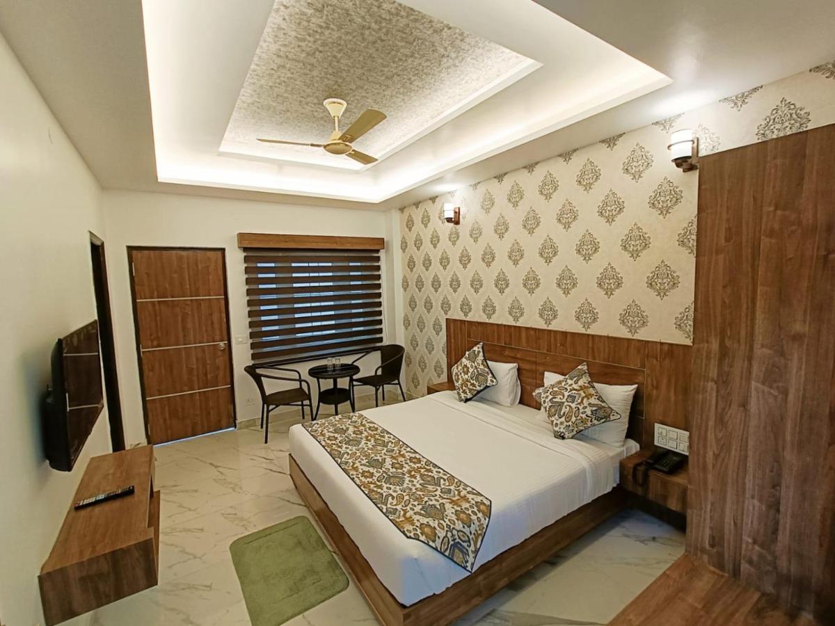 Hotel Cloud Inn, Nainital Rāmgarh Eksteriør bilde